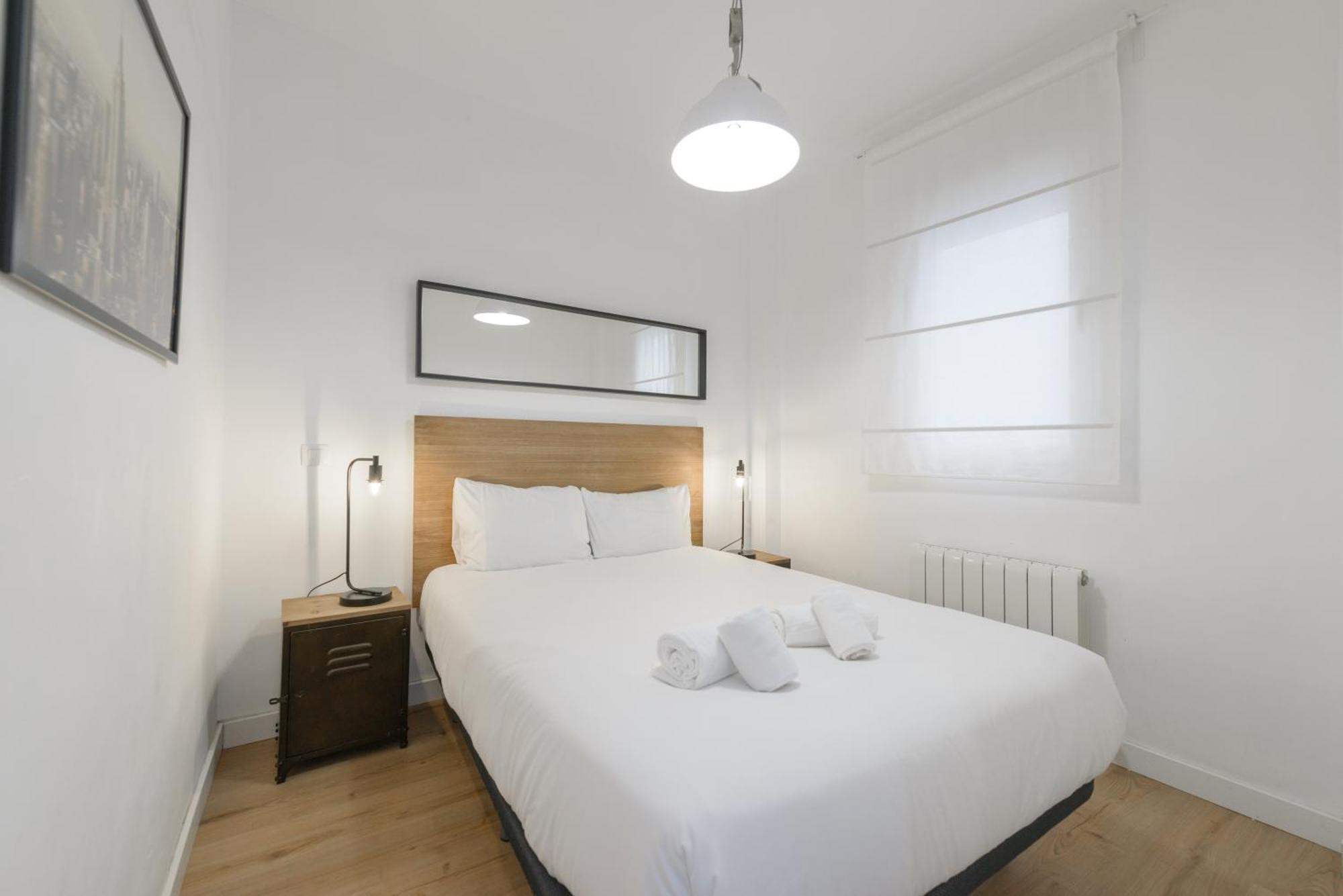 마드리드 Avila Calle, Precioso Estudio En Santiago Bernabeu-Estrecho En Segundo Piso Sin Ascensor 아파트 외부 사진