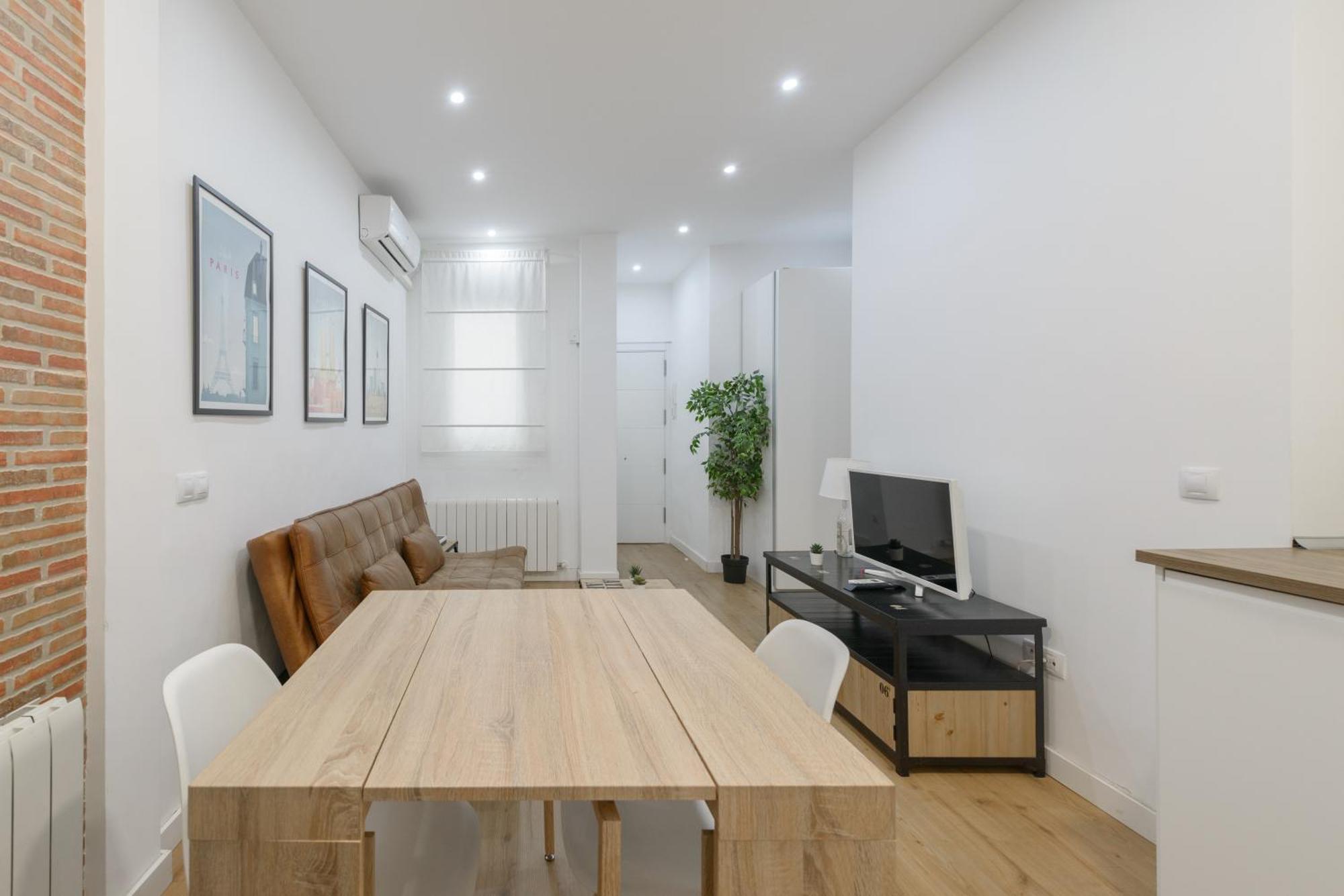 마드리드 Avila Calle, Precioso Estudio En Santiago Bernabeu-Estrecho En Segundo Piso Sin Ascensor 아파트 외부 사진
