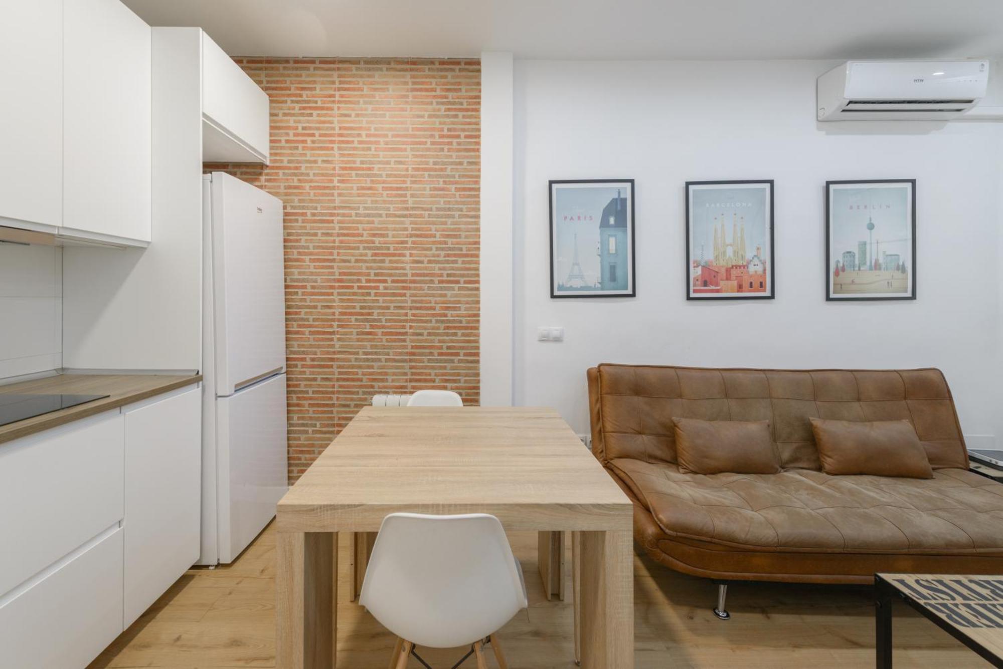 마드리드 Avila Calle, Precioso Estudio En Santiago Bernabeu-Estrecho En Segundo Piso Sin Ascensor 아파트 외부 사진