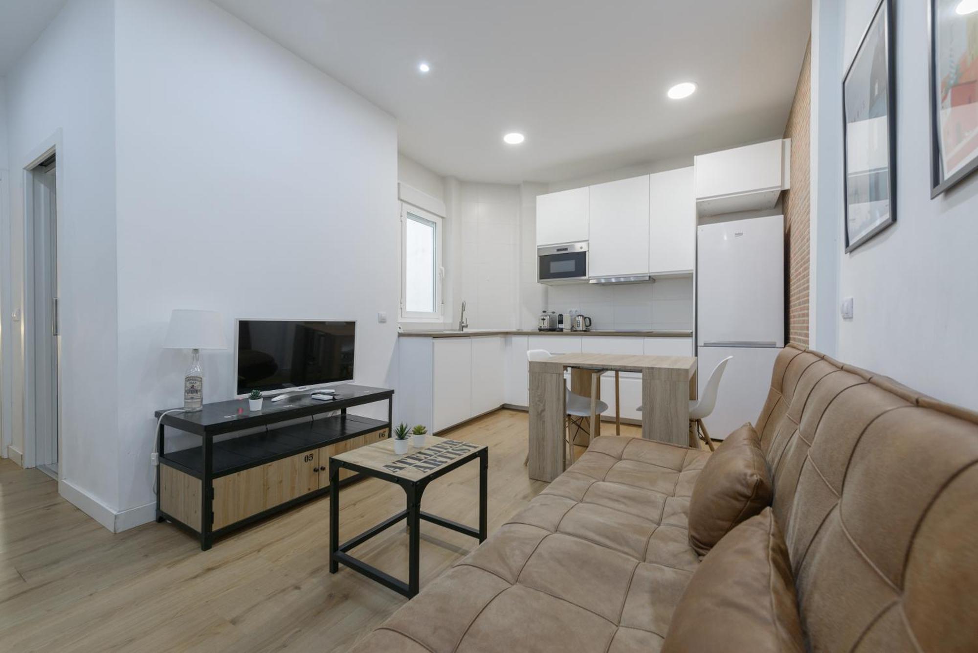마드리드 Avila Calle, Precioso Estudio En Santiago Bernabeu-Estrecho En Segundo Piso Sin Ascensor 아파트 외부 사진