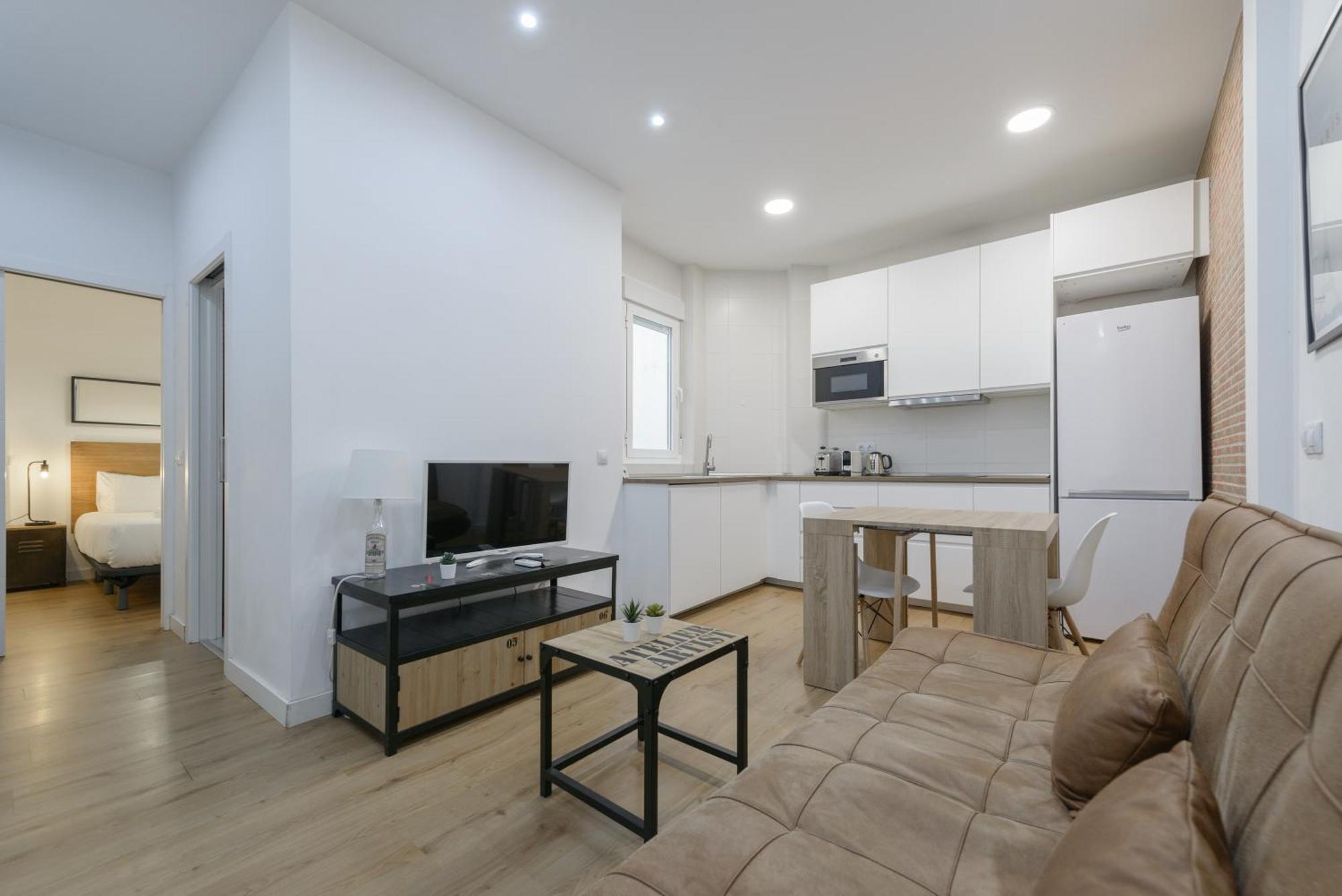 마드리드 Avila Calle, Precioso Estudio En Santiago Bernabeu-Estrecho En Segundo Piso Sin Ascensor 아파트 외부 사진